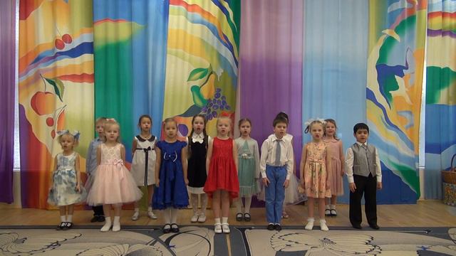 Песня Хорошо рядом с мамой Гимназия 1544 смотреть онлайн