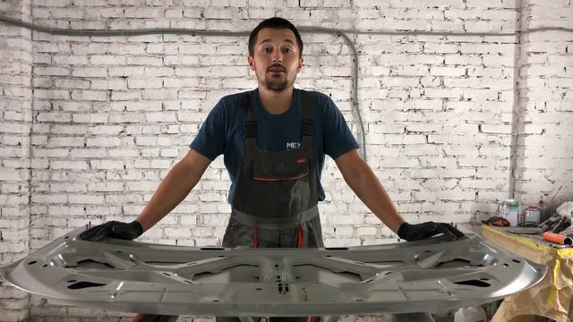 Нанесение герметика на капот