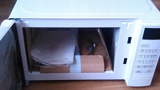 Микроволновая печь BBK 20MWS-728S/W смотреть онлайн