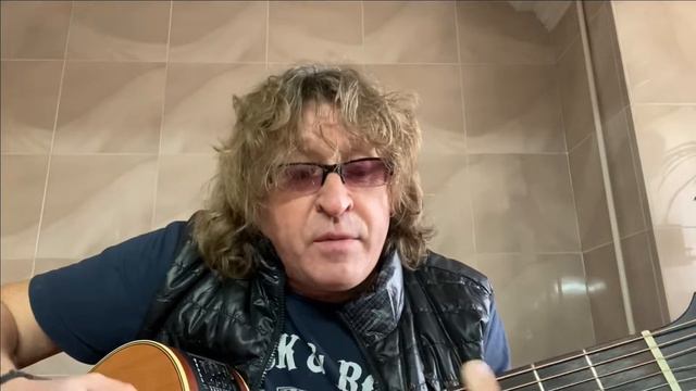 Евгений Феклистов — Тире и точки #ПесняКаждыйДень смотреть онлайн