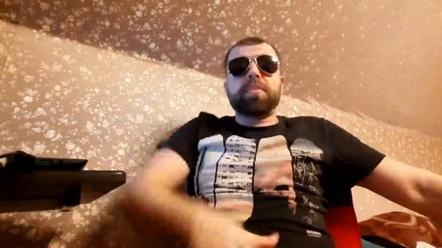 Анекдот про Трех подруг из одного подьезда и пьяного мужика))) смотреть онлайн