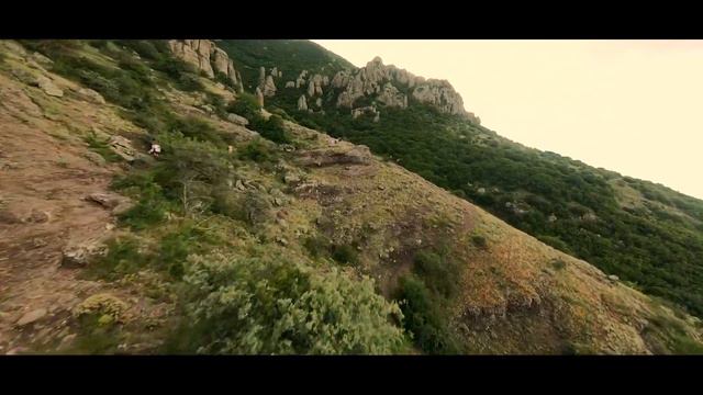 Mountains FPV - Crimea 2022 смотреть онлайн