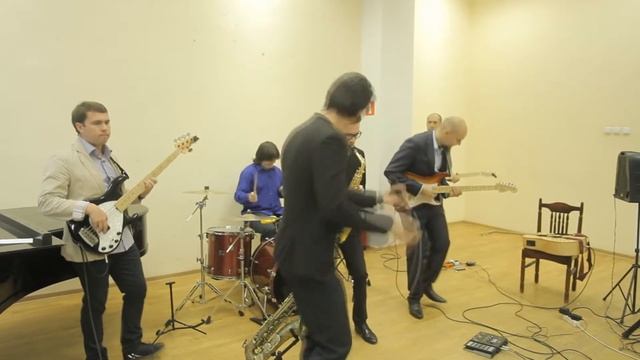 Deja Vu Group - Superstition смотреть онлайн