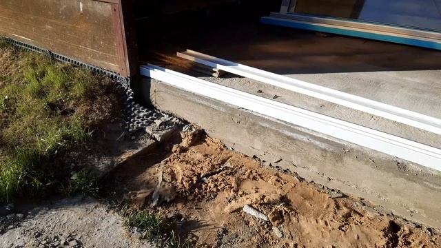 Панорамное остекление предбанника. Привёз двери