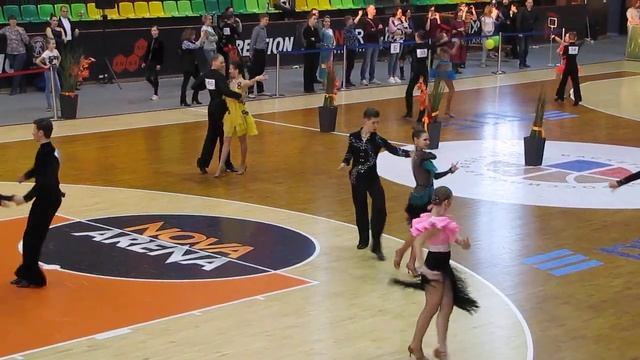 Ча-ча-ча (до D класса Взрослые+Молодежь LA) 21.04.2018 Танцующий мир - 2019 смотреть онлайн