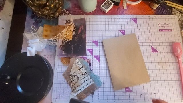 MASS MAKEING GRUNGY/VINTAGE TAGS FROM ENVELOPES & PAPER BAGS смотреть онлайн
