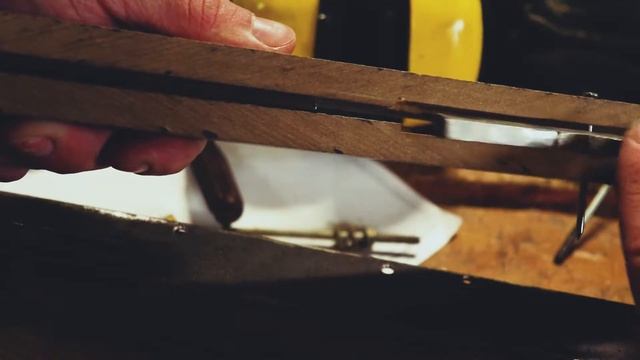 ИЗГОТОВЛЕНИЕ АРБАЛЕТА. Направляющие на арбалет. Часть 4 смотреть онлайн