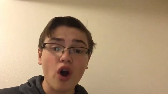 Totally Reviewed | Birthday Party Bash смотреть онлайн