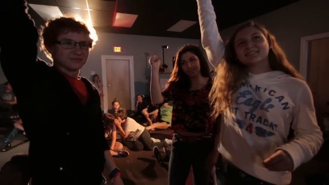 Youth Group Game: Jelly Belly Roulette смотреть онлайн