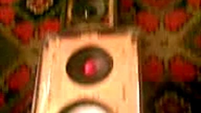 Динамик в разобраном виде.3gp смотреть онлайн