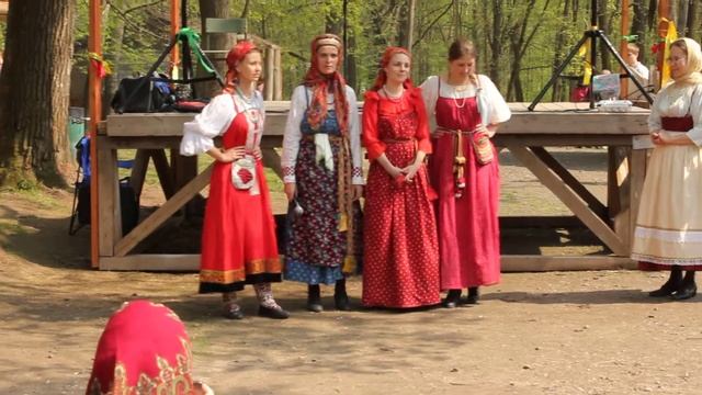 Фольклорно-этнографический ансамбль "Синий лён" - вьюнишные смотреть онлайн