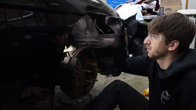 Cutting and Rolling SC300 Fenders Part 1! (front fenders) смотреть онлайн