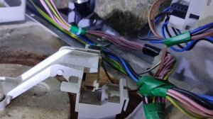 Заменить амортизаторы на стиральной машине Miele