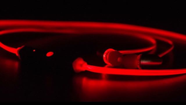 Светящиеся LED наушники "LUMOS" смотреть онлайн