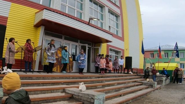Празднование дня коренных народов севера в п. Провидения Чукотка смотреть онлайн