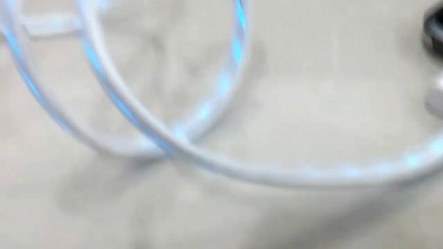 Flowing LED USB Cable for Apple iPhone, iPod and iPad смотреть онлайн