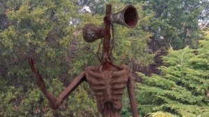 СИРЕНОГОЛОВЫЙ против КАРТУН КЭТА в Реальной Жизни! Вселенная Sirenhead  и CARTOON CAT