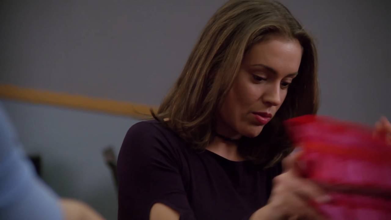 Зачарованные, 2 сезон, 13 серия (сериал) смотреть онлайн