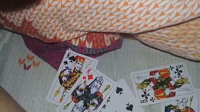 Придурки играют в карты смотреть онлайн