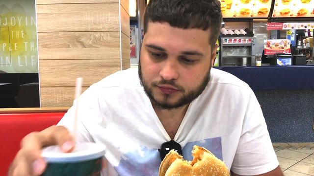 Турецкий Макдоналдс. Я РАЗОЧАРОВАН! смотреть онлайн