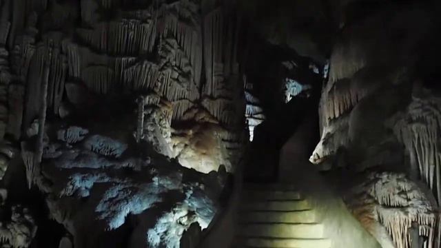 2.3, Майорка: пещера Кампанет-2 смотреть онлайн