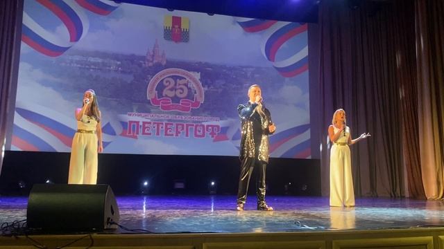 Непобедимая Россия. Игорь Раин и группа Шарман