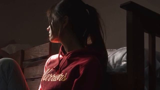 Девочка едет у папы на шее - Мальвина Матрасова | Стихи смотреть онлайн