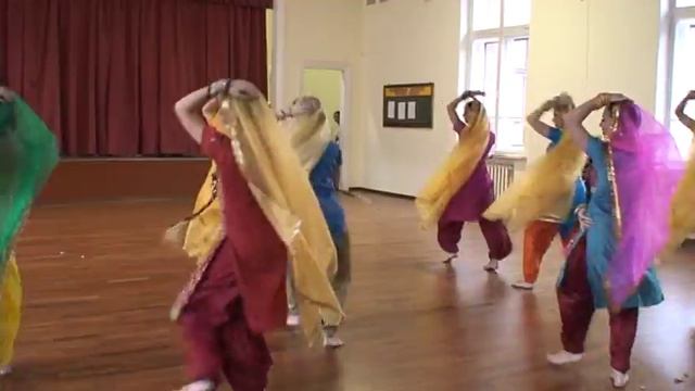 Таранг Народный индийский танец смотреть онлайн