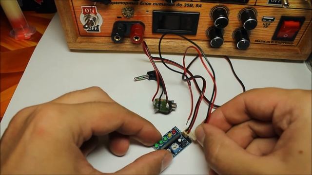 Индикатор уровня сигнала на KA2284 смотреть онлайн