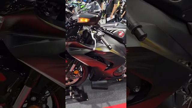 Honda CBR1000RR-R Fireblade Black