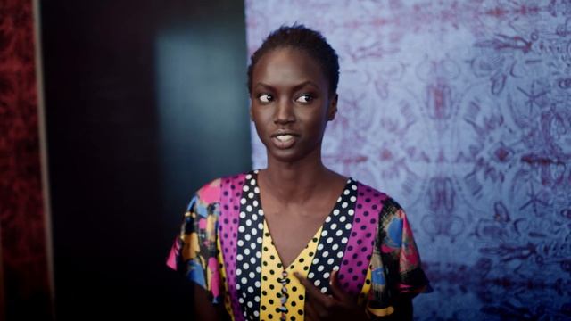 Estée Lauder UK | Introducing The Limited-Edition Estée Lauder x Duro Olowu Collection смотреть онлайн