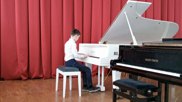 Роберт Шуман "Смелый наездник". Исполняет Кучко Андрей (9 лет) смотреть онлайн