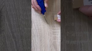 Ремонт ламината твердым воском COLOREST