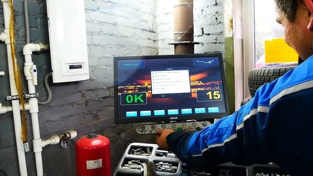 МЕНЯ ОБУЛИ НА ШИНОМОНТАЖЕ. КОНЧИЛИСЬ ТОРМОЗА. TERRANOЗАВР СНИЗУ смотреть онлайн