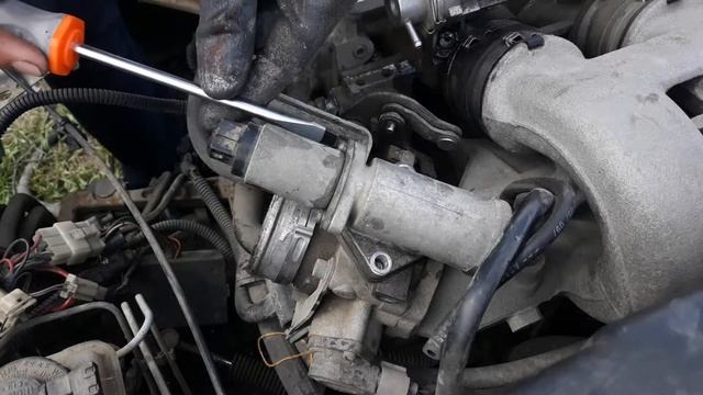 How to remove the ICV IDLE AIR CONTROL VALVE part Fiat Barchetta 1.8i 16v смотреть онлайн