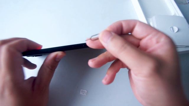 iPhone 15 How to Add or Remove a Sim Card | iPhone 15 Plus Pro Max смотреть онлайн