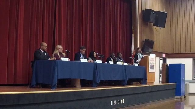 City of Seaside Candidate Forum Sponsored by the League of Women Voters смотреть онлайн