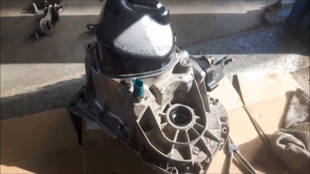 renault clio 4 how to repair manual transmission (part2) смотреть онлайн