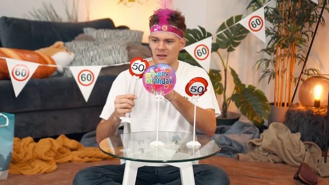 DIE DÜMMSTEN 1 EURO SPIELZEUGE ZU WEIHNACHTEN | Joey's Jungle смотреть онлайн