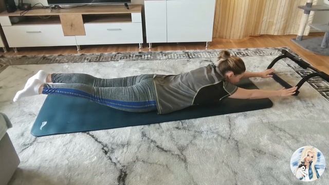 Dasha's Holiday - Тренировка дома [часть 2] | TRAININGS AT HOME смотреть онлайн