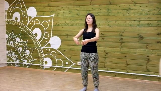 3. Упражнение на открытие сердечного центра, очищение каналов ног (ЦИГУН)