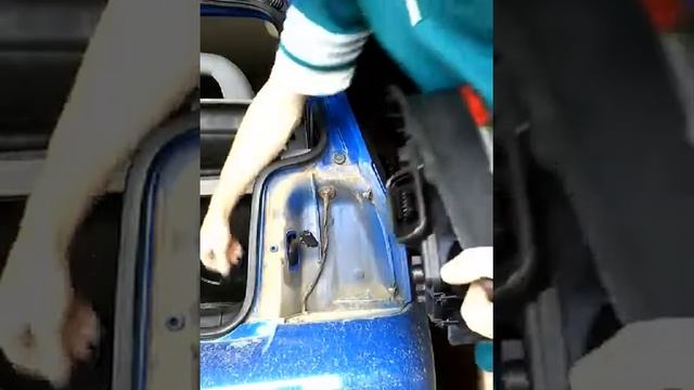Как снять заменить установить задний фонарь стоп VW LUPO(98-05) demontaz zamiana lampy tyl! смотреть онлайн