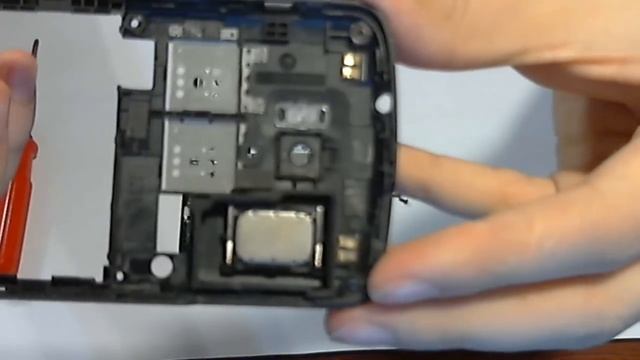 Замена разговорного динамика Huawei G500 (Shine) смотреть онлайн