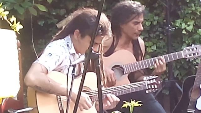 amazing dutch flamenco talent plays stairway to heaven gino&jiri Taihuttu смотреть онлайн