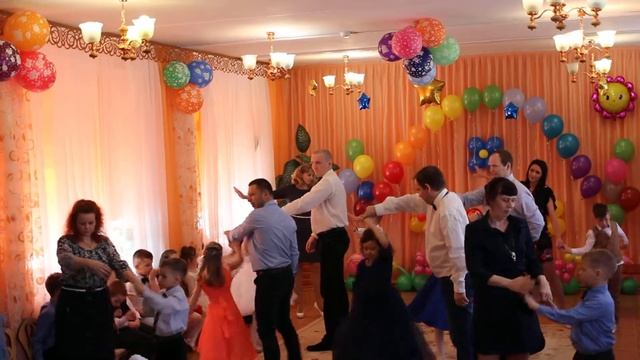 Танец С папами смотреть онлайн