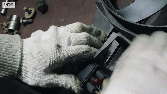 Замена вентилятора системы охлаждения на VW Tiguan 2012 г.в. смотреть онлайн