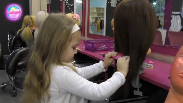 Kids Will - Маруся работает в салоне красоты | Салон красоты и моды в - Стране Профессий KidsWill смотреть онлайн