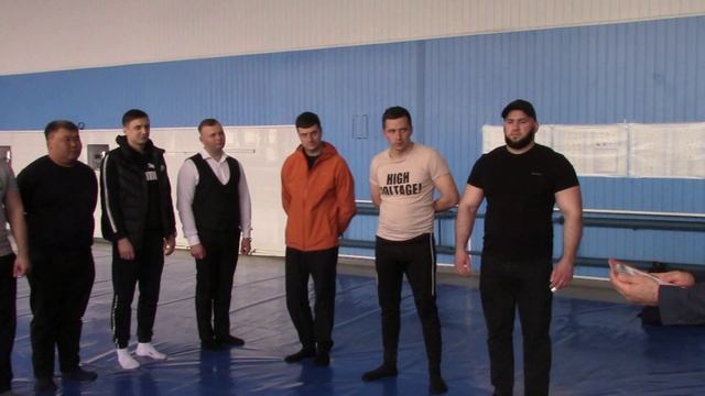 В Астрахани прошел чемпионат по боевому самбо среди команд подразделений полиции смотреть онлайн