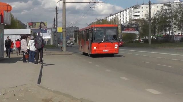07.05.2014 От перехода к автобусу нет тротуара, там забор. На ул. Фучика в Казани 01352 смотреть онлайн