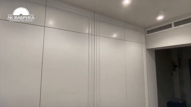 Изготовили встроенный шкаф из МДФ эмали эмали